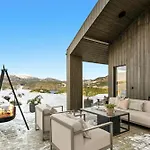 Tatil Evi Overlooking Ryfylke Fjord
